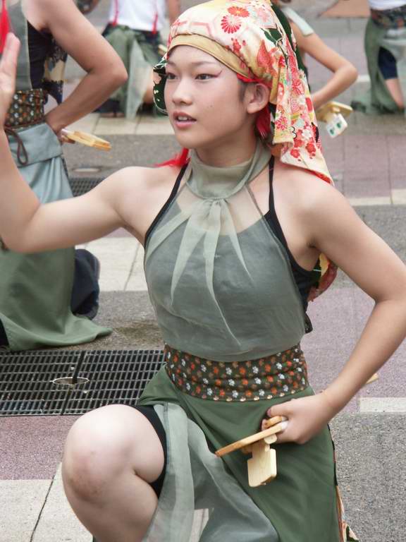 ��..�ɂ��ۂ�ǐ^�񒆍Ղ�