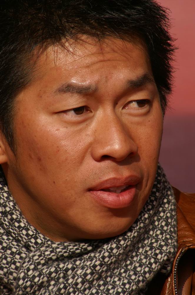 �R�����