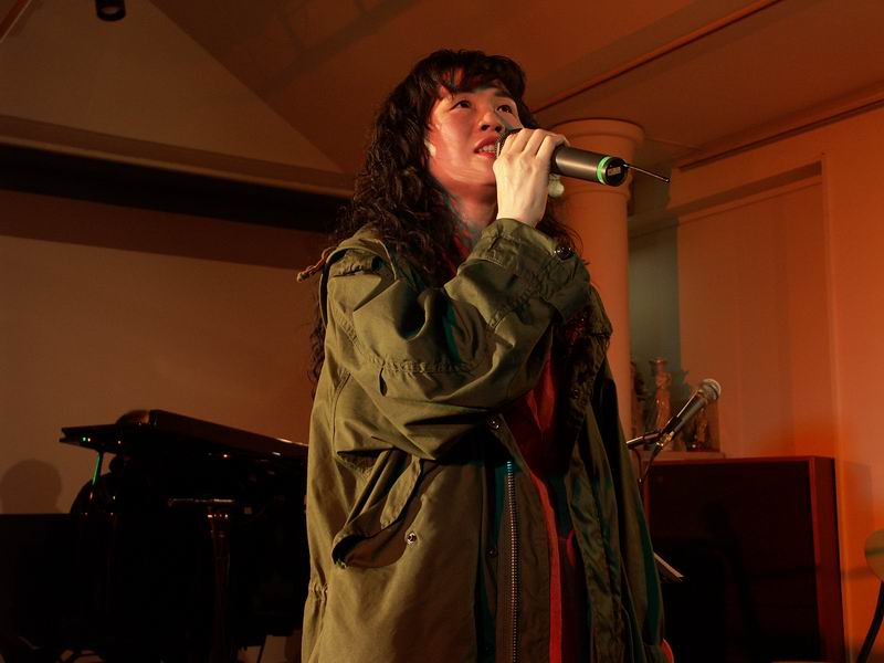 �Ñ゠�₱..���₿��񂪁A�R���T�[�g