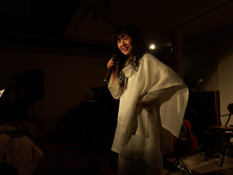 �Ñ゠�₱..���₿��񂪁A�R���T�[�g