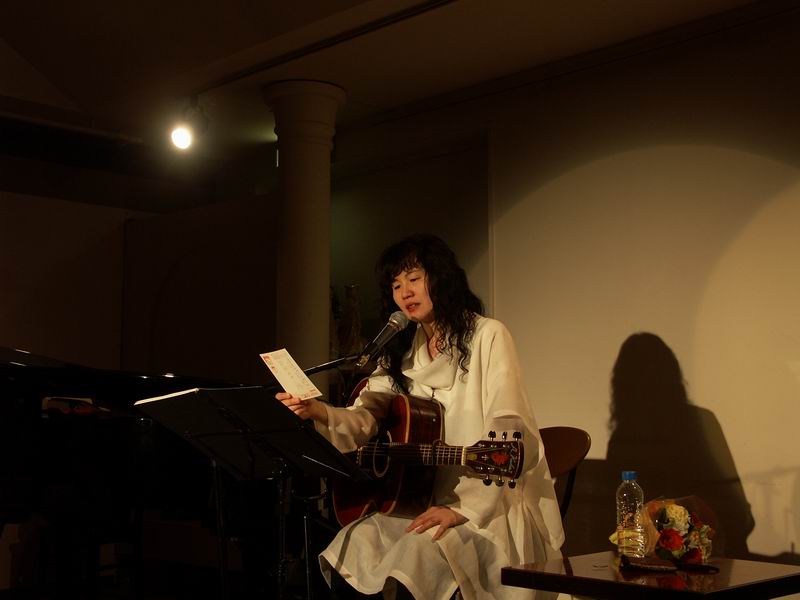 �Ñ゠�₱..���₿��񂪁A�R���T�[�g